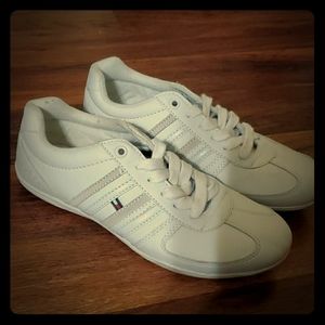 White Tommy Hilfiger shoes